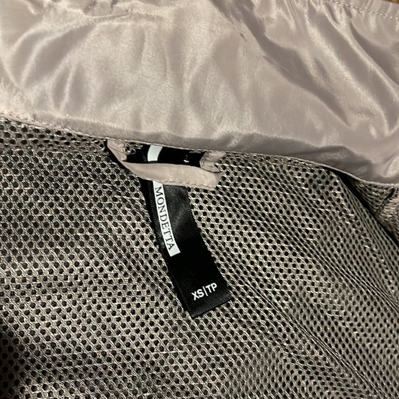 Mondetta rain jacket. Size XS - Picture 5 of 6